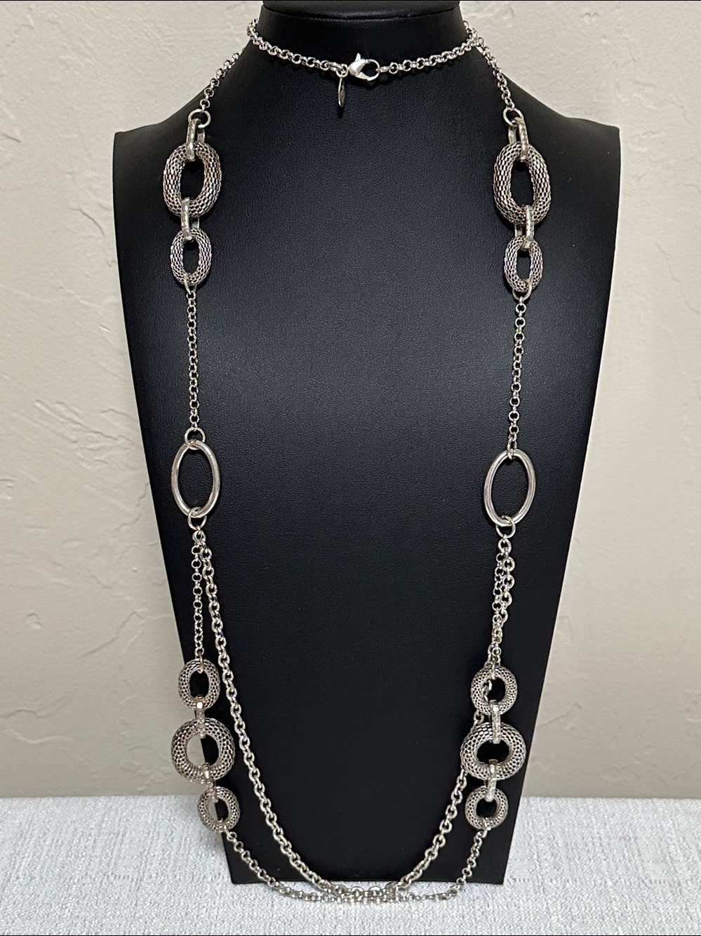 Premier Designs Silver Tone Mesh Loop Long Necklace